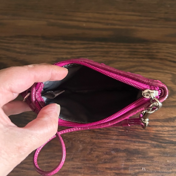 Coach Poppy Hot Pink Magenta Heart Sequin Zipper Wristlet - Picture 6 of 8